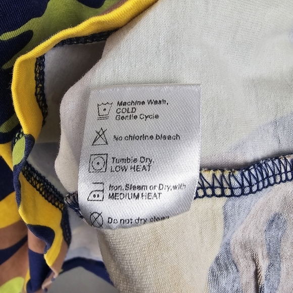 BMFIT Gear Colorful Camo All Over Print T Shirt Mens Size M Athletic Workout Top - Picture 15 of 15